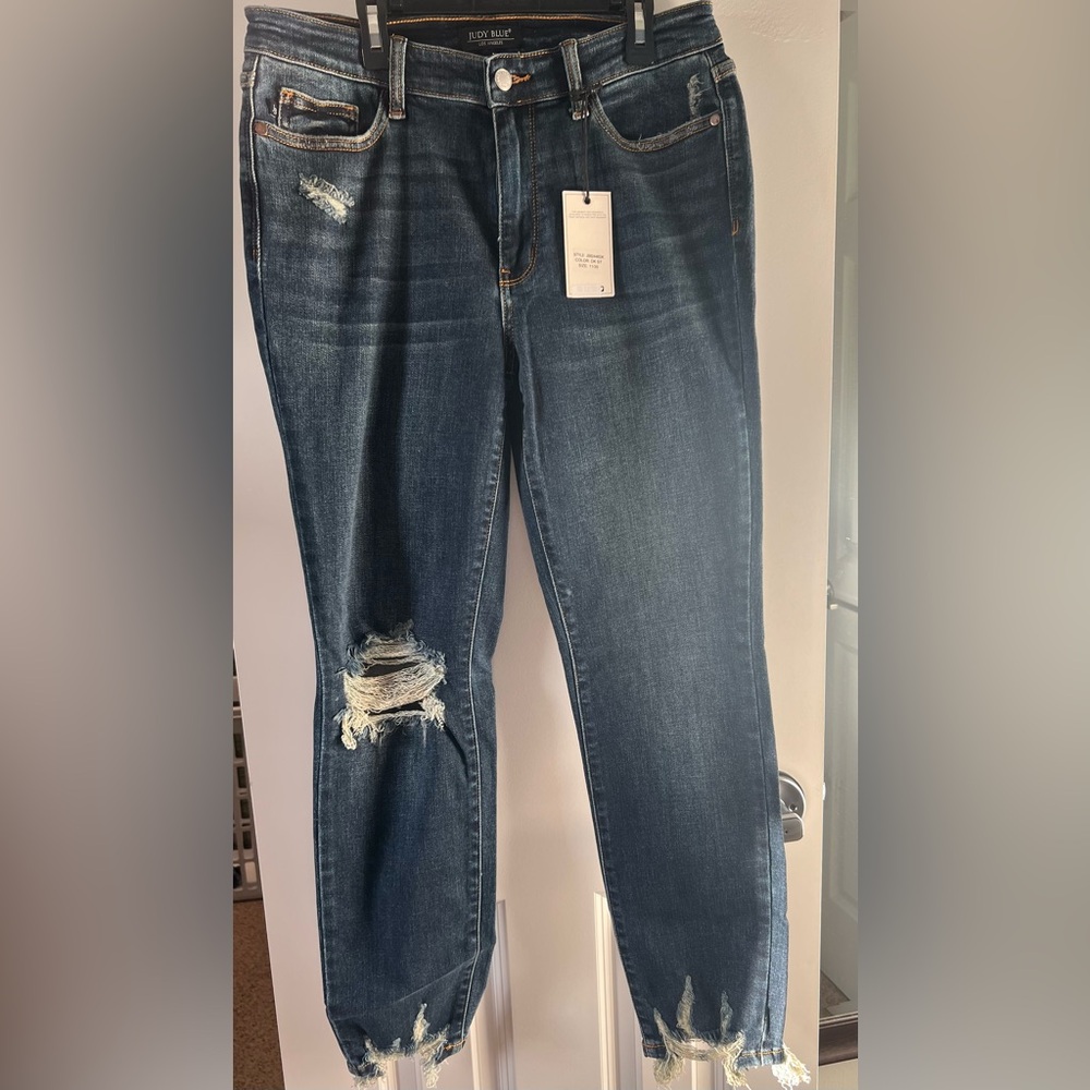 Judy Blue Dark Blue Straight Leg Relaxed fit Distressed Jeans
